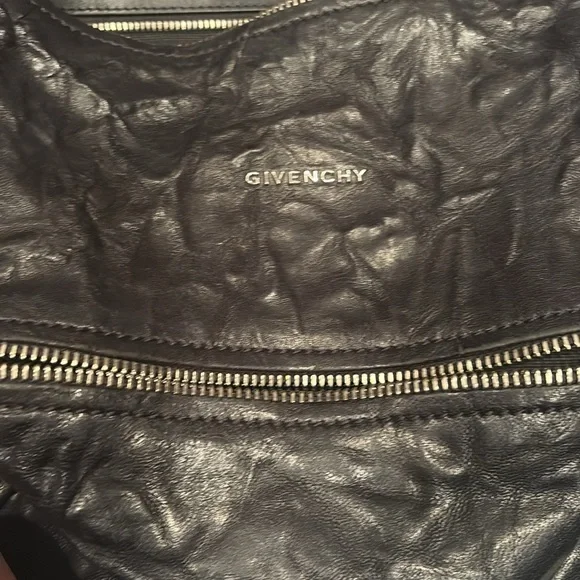 Givenchy Black Leather Women's Bag - Picture 9 of 9